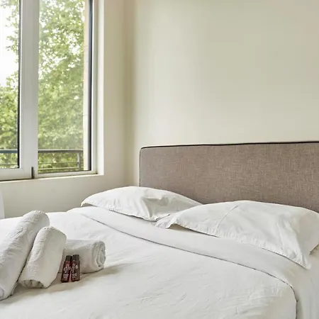 Passy Trocadero By Studio Prestige * Paris